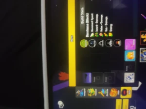 vem con a kitsune leopardo Yeti ispirit no inventário goud - Roblox