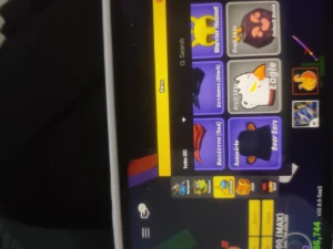 vem con a kitsune leopardo Yeti ispirit no inventário goud - Roblox