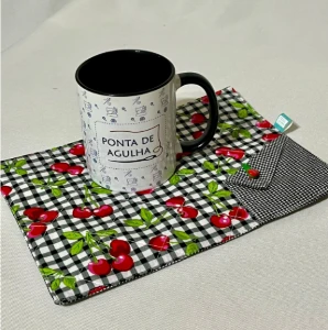 Mug Rug Artesanal de Tecido - Artesanato e Personalizados
