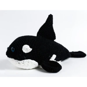 Orca em Amigurumi - Artesanato e Personalizados