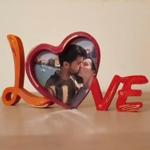 Porta-Retrato Love com Coração em Impressão 3D