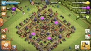 Vendo conta de clash of clans cv10 e cv9 AS DUAS por 150