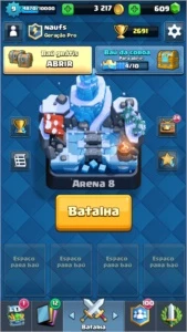 Vendo conta Clash Royale com 3 lendárias