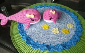 Kit Baby Naninha + Bichinho - Baleias - Artesanato e Personalizados