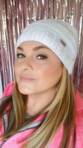Gorro Caído em Lã de Crochê - Artesanato e Personalizados