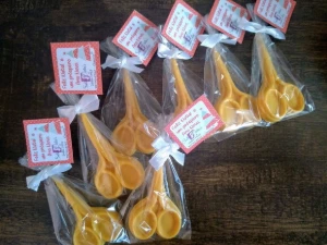 Sabonete tesoura - Artesanato e Personalizados