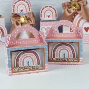 Caixa Surpresa Arco-Íris Boho com Visor - Artesanato e Personalizados