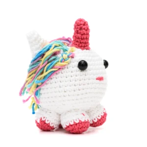 Unicórnio Bola Rosa Escuro em Amigurumi - Artesanato e Personalizados