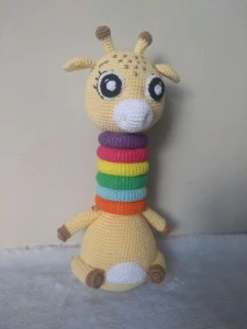 Amigurumi Girafa Monta e Desmonta - Artesanato e Personalizados