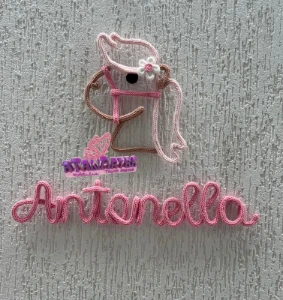 Nome personalizado com Cavalinho de Tricotin - Artesanato e Personalizados