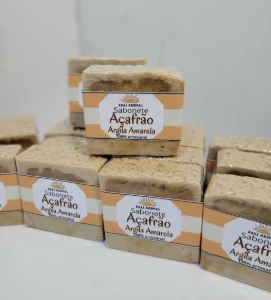Sabonete Artesanal de Açafrão e Argila Amarela