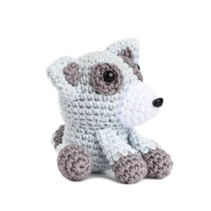 Filhote de Guaxinim em Amigurumi - Artesanato e Personalizados