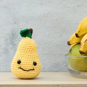 Pera em Amigurumi - Artesanato e Personalizados