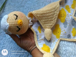 Naninha ou Manta do Apego em Crochê - Pintinho - Artesanato e Personalizados