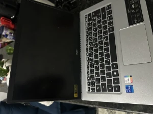 Notebook Acer I7 - Produtos Físicos