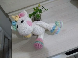 Unicórnio Flufly - Artesanato e Personalizados