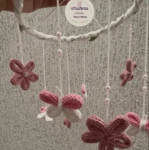 Móbile Borboletas e Flores em Tricotin - Artesanato e Personalizados