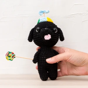 Cachorro Preto Numquiditu em Amigurumi - Artesanato e Personalizados