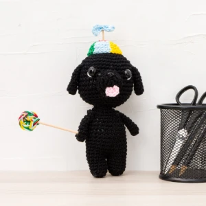 Cachorro Preto Numquiditu em Amigurumi - Artesanato e Personalizados