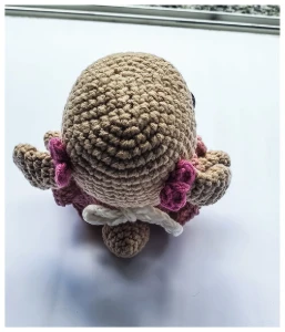 filhinha coelha popsom amigurumi - Artesanato e Personalizados