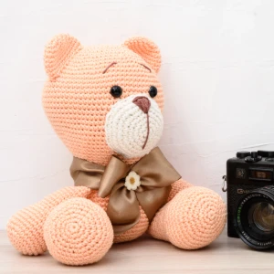 Ursa Júlia em Crochê Amigurumi - Artesanato e Personalizados