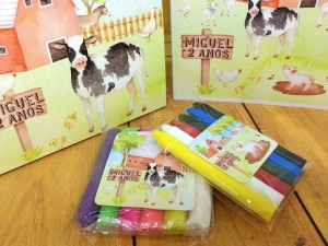 Kit Colorir e Modelar Fazendinha com Sacolinha G - Artesanato e Personalizados