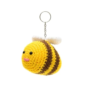 Chaveiro Abelha grande em amigurumi - Artesanato e Personalizados