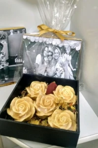 Caixa Mdf com fotos e sabonetes - Artesanato e Personalizados