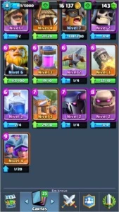 Clash Royale Arena 8 com uma lendária que é dragão infernal