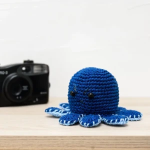 Polvo Reversível Humor Azul Amigurumi - Artesanato e Personalizados
