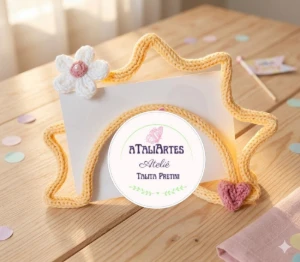 Solzinho centro de mesa personalizado em tricotin - Artesanato e Personalizados