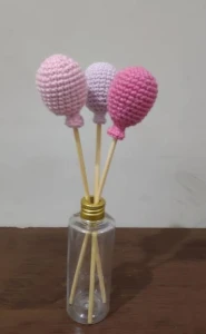 Mini Corações em Crochê com palito - Artesanato e Personalizados