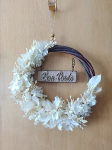 Guirlanda Rústica com Flores e Bem-vindo - Tamanhos - Artesanato e Personalizados