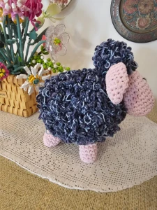 Carneirinho Algodão, feito a mão, crochet - Artesanato e Personalizados