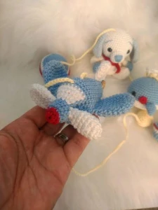 Varal de Berço com Amigurumis - Artesanato e Personalizados