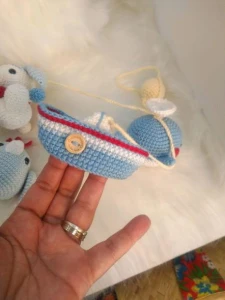 Varal de Berço com Amigurumis - Artesanato e Personalizados