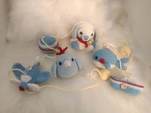 Varal de Berço com Amigurumis - Artesanato e Personalizados