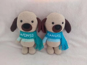 Cachorrinho com Nome Bordado - Artesanato e Personalizados