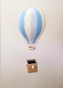 Balão com redinha tam.G - Artesanato e Personalizados