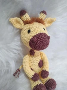 Amigurumi Girafa de Crochê - Artesanato e Personalizados