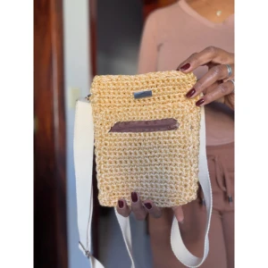 Bolsa de crochê transversal com alça regulável