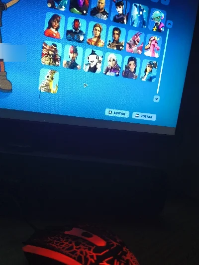 Fortinite 61 Skins 3 Clubes +7 Anos  De Jogo - Fortnite