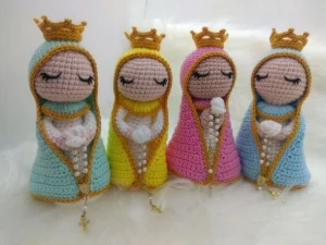 Santinha em Crochê - Artesanato e Personalizados