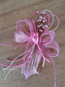 Laço P com Flores Secas Rosa Bebê - Artesanato e Personalizados