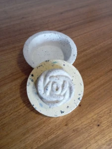 Bowl em Cimento com Tampa Terrazzo Floral - Artesanato e Personalizados