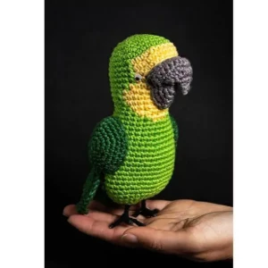 Papagaio em Amigurumi - Artesanato e Personalizados