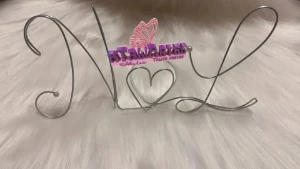 Topo de Bolo de Casamento em arame - Artesanato e Personalizados