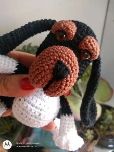Mini Basset - Amigurumi de Crochê - Artesanato e Personalizados
