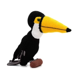 Tucano em amigurumi - Artesanato e Personalizados
