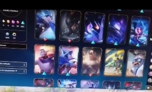 Conta no lol com 500 skins - League of Legends